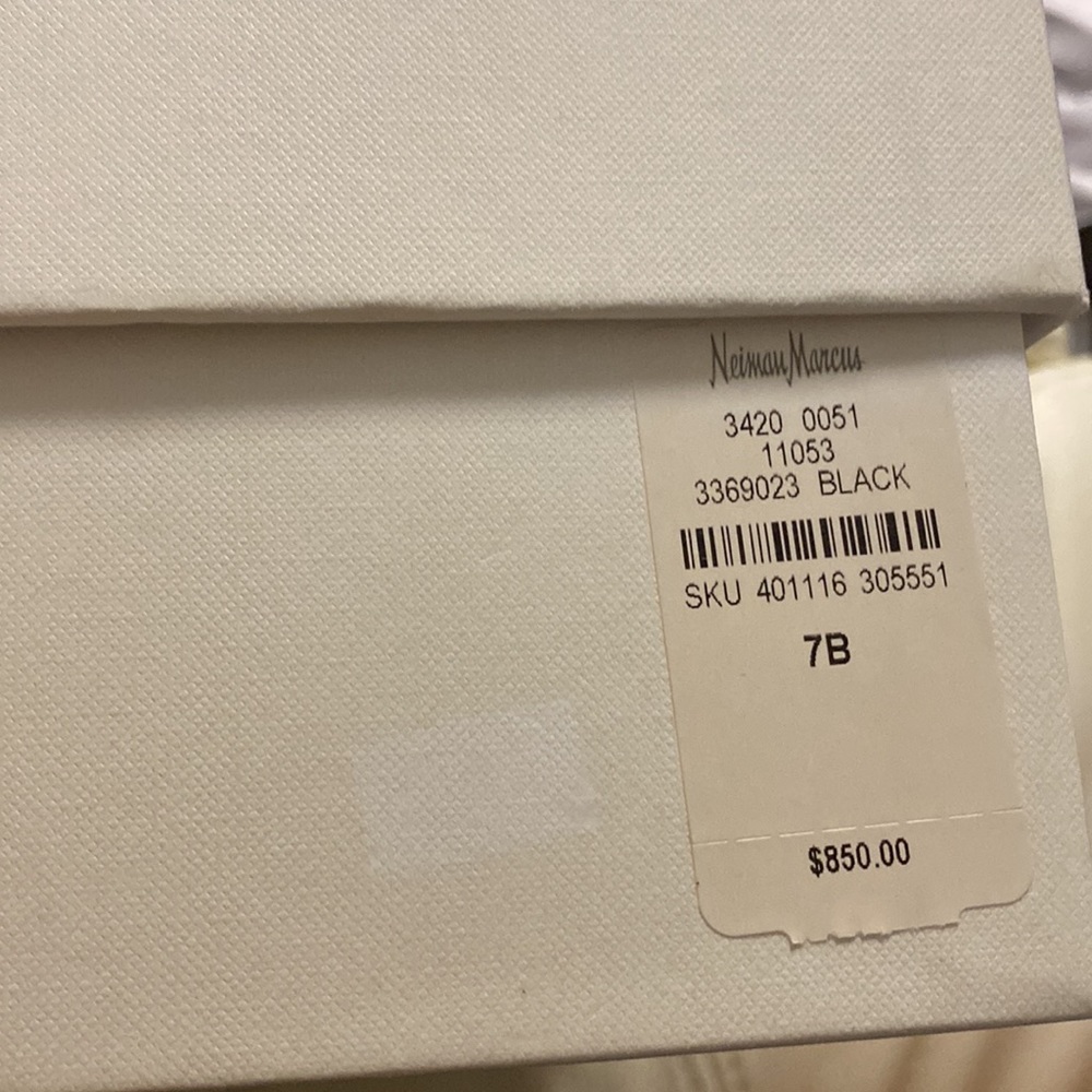 NWT 100% Authentic Celine Sharp Suede Pumps - Picture 14 of 14